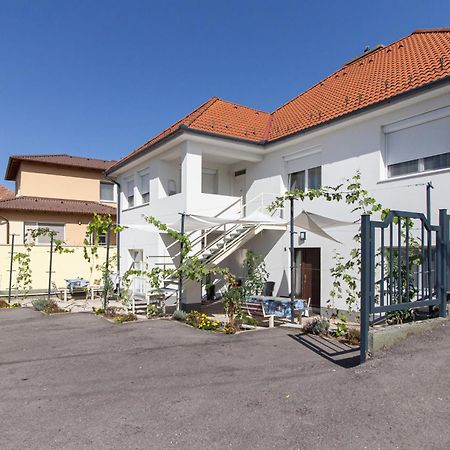 Deli Terasz B Apartman Free Parking, Self-Check-In Anytime Győr Extérieur photo