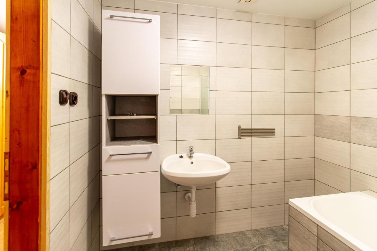 Deli Terasz B Apartman Free Parking, Self-Check-In Anytime Győr Extérieur photo