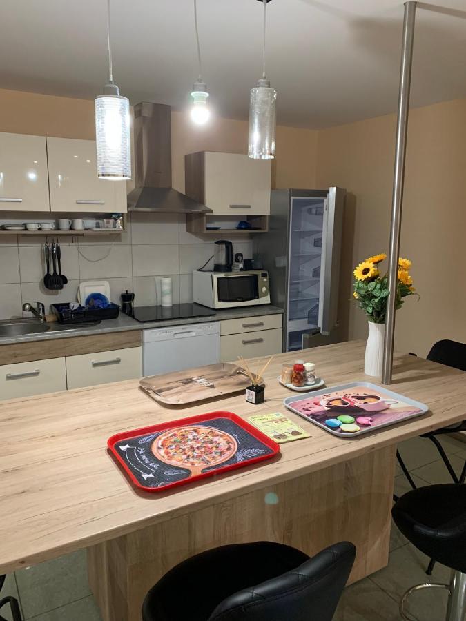 Deli Terasz B Apartman Free Parking, Self-Check-In Anytime Győr Extérieur photo