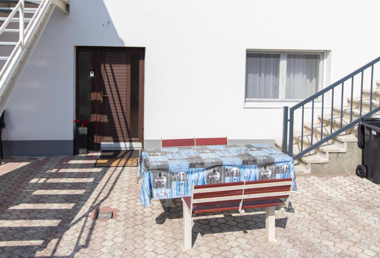 Deli Terasz B Apartman Free Parking, Self-Check-In Anytime Győr Extérieur photo